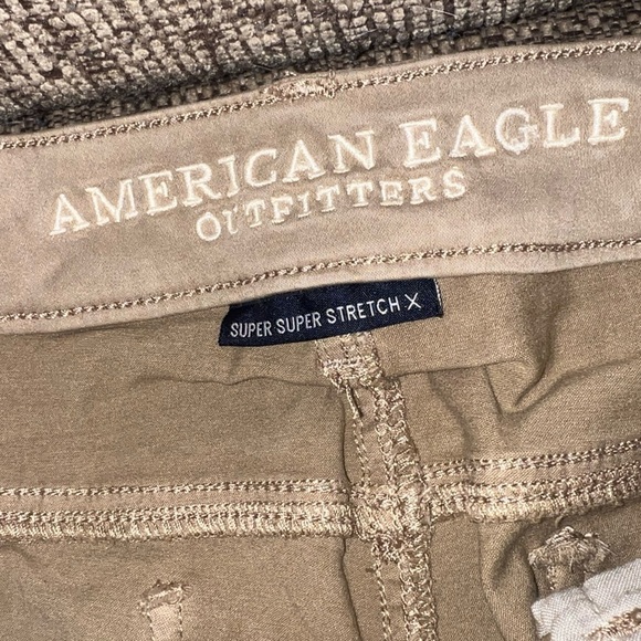 American eagle- khaki super stretch pants - Picture 6 of 6